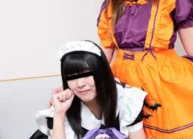 110124_01 – Đêm Halloween sung sướng cùng hai em gái cosplayer nóng bỏng