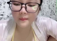 Babygirl vú bự nhận chat sex show hàng